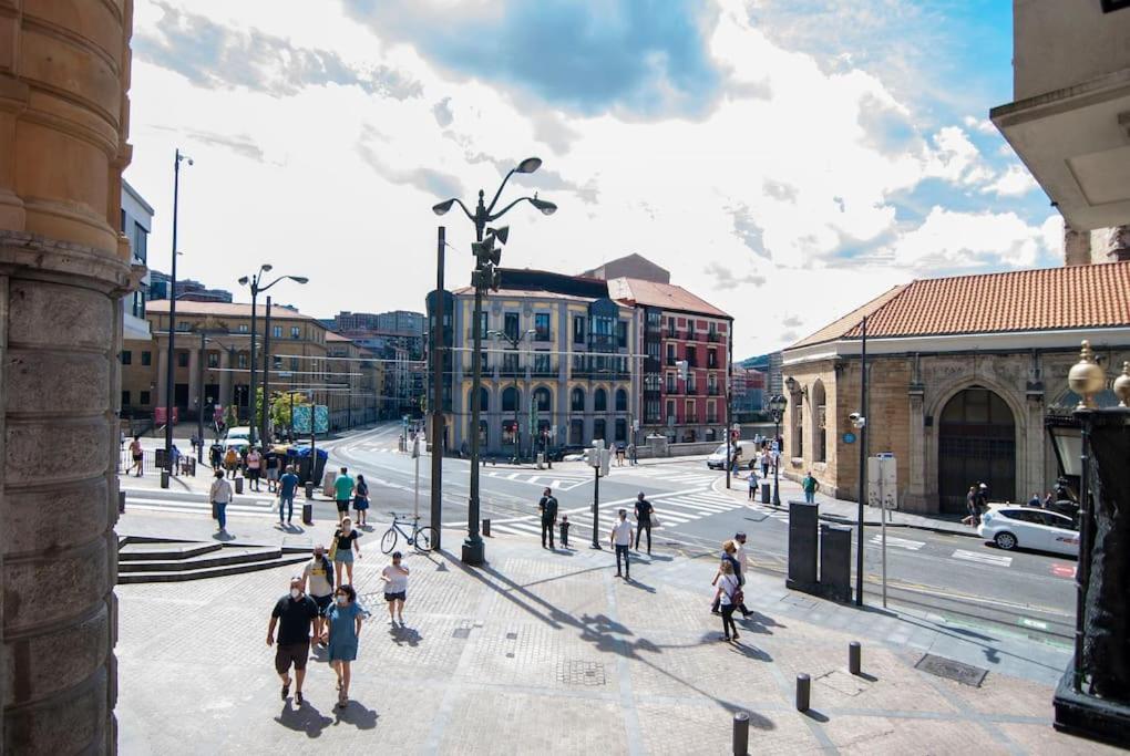 Familias Y Grupos - Muy Buena Ubicacion - Bilbao Apartment Ngoại thất bức ảnh